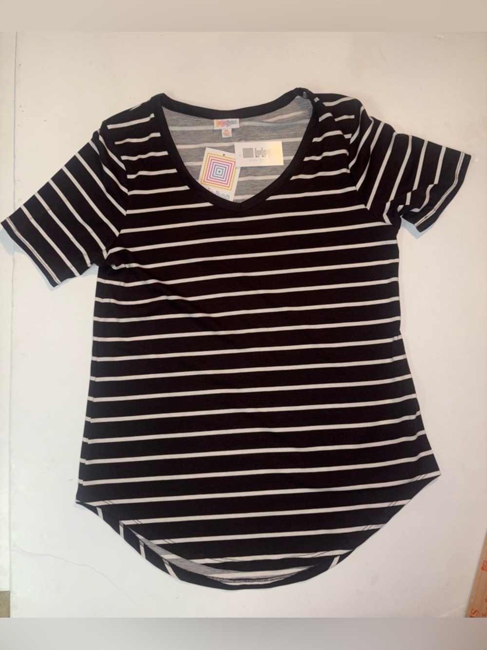 NWT- LuLaRoe V Neck Iris T Shirt - Black & White Stripes- XS - 398-49563